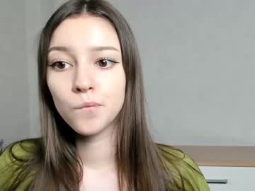 girl
        abigailkeira cam image #2903165
