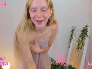 girl
        jenny_ames cam image #2467196