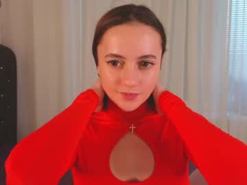 girl
        angelina_new cam image #3483941