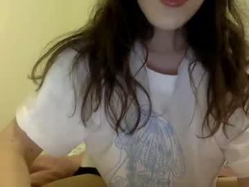 girl
        xprsv cam image #2625742