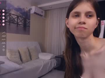 girl
        maydacarls cam image #3947877