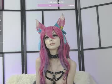 girl
        xenomy cam image #5906023