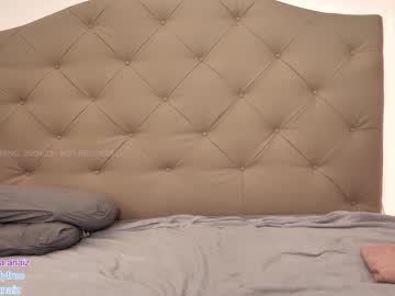 girl
        bunnyblondy cam image #1387997