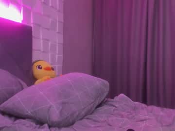 girl
        meryfoxxx cam image #267578