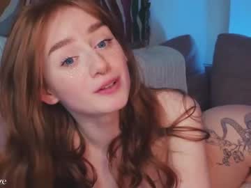 girl
        lizzy_blaze cam image #2906670