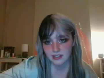girl
        lilmisspuppet cam image #6069544