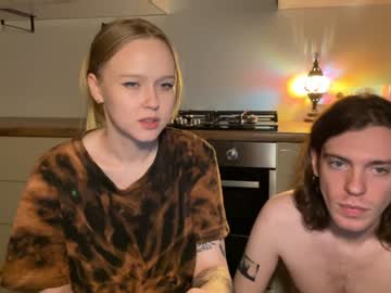 couple
        babyytonight cam image #3287373