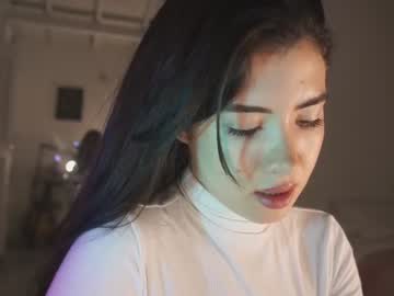 girl
        soifiee cam image #1894626
