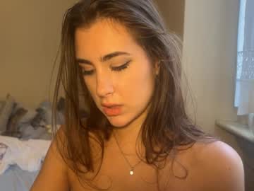girl
        grammy_awards cam image #5216378