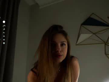 girl
        a_whole_eternity cam image #5663250