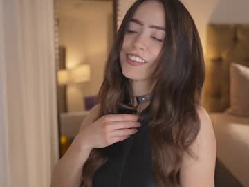 girl
        emyii cam image #6613131
