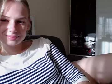 girl
        magic_couple13 cam image #115647