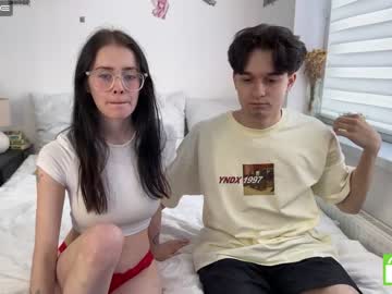 couple
        fkkmeplss cam image #1946820