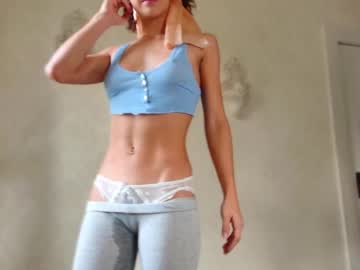 girl
        littlegreekflower cam image #5499231