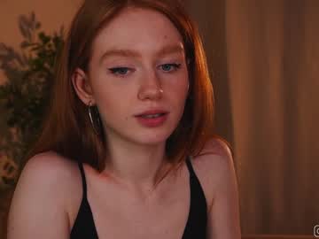 girl
        lizzy_blaze cam image #4602020