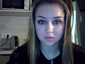 girl
        starshinex cam image #3538194