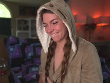 girl
        chroniclove cam image #4781395