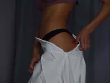 girl
        cassandra_diaz cam image #3220613