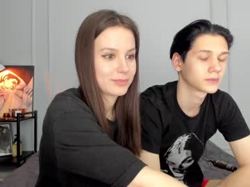 couple
        yourher0in cam image #4045451