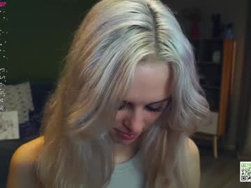 girl
        audreycarvin cam image #4691431