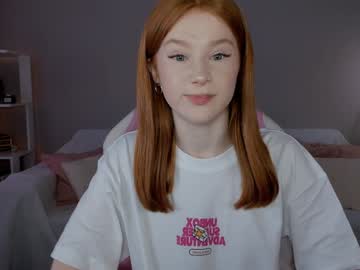 girl
        leahsthetics cam image #6457988