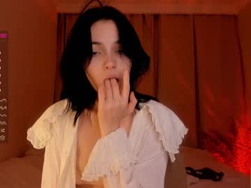 girl
        amandamedrano cam image #1073783