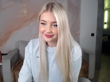 girl
        cute18cute cam image #5970011