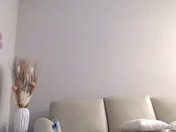 girl
        _natycutei19 cam image #1213983