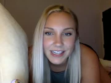 girl
        dreag3011 cam image #149258