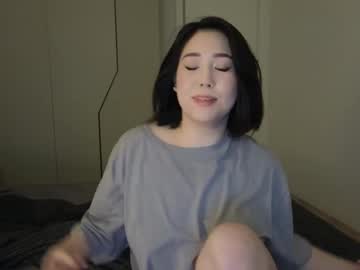 girl
        ki_mi cam image #6187416
