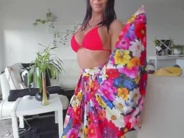 girl
        sensualbettty cam image #873953