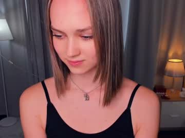 girl
        maebulkley cam image #3901376
