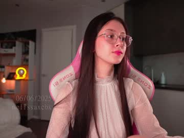 girl
        melissaxcbx cam image #6939949