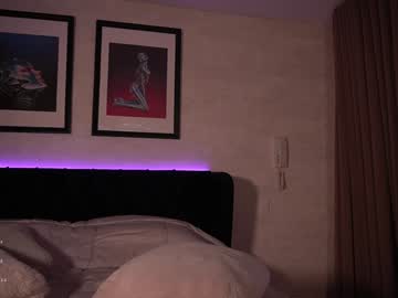 girl
        mariannacruzz cam image #5637328