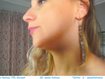 girl
        the_pussy_boulevard cam image #2362478
