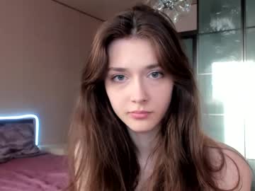 girl
        willa_williams cam image #460295