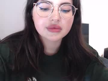 girl
        playnofuckinggames cam image #4671639