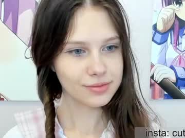 girl
        avrora_deis cam image #3126253