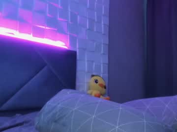 girl
        meryfoxxx cam image #252561