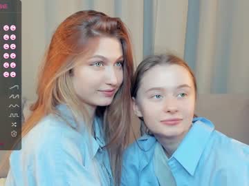 couple
        _hollydolly_ cam image #3218692