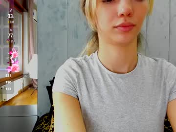 girl
        sassyt33n cam image #6876045