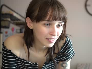 girl
        diruriru cam image #3779559
