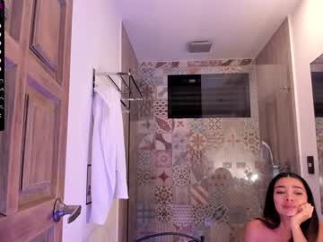 girl
        marianasilva__ cam image #1192182