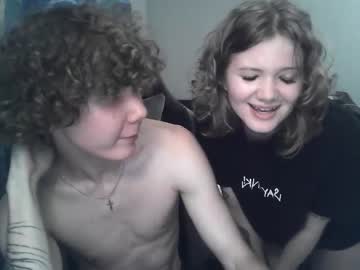 couple
        bestiefreaks cam image #1850698