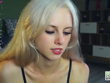 girl
        audreycarvin cam image #4631528