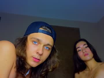 couple
        do_u_know_them cam image #5633847