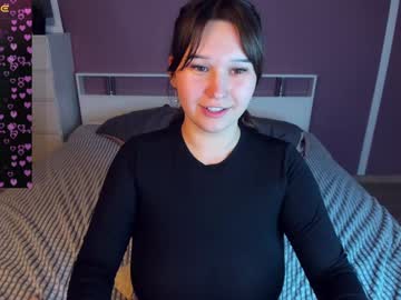 girl
        super_huge_boobs cam image #4886130