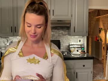 girl
        phoenix_taylor cam image #5263934