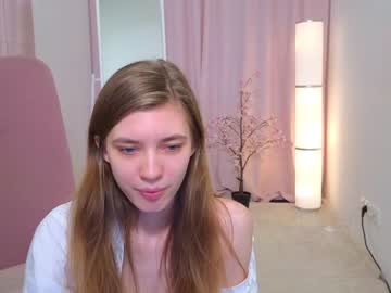 girl Nude Cam Girls Playing Games with ellaxsunrise