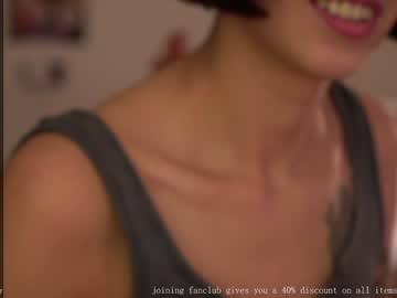 girl
        diruriru cam image #5620625